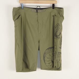 VIKTOS PTXF Gymswym Green Snake Print Athletic Shorts Mens Sz 40